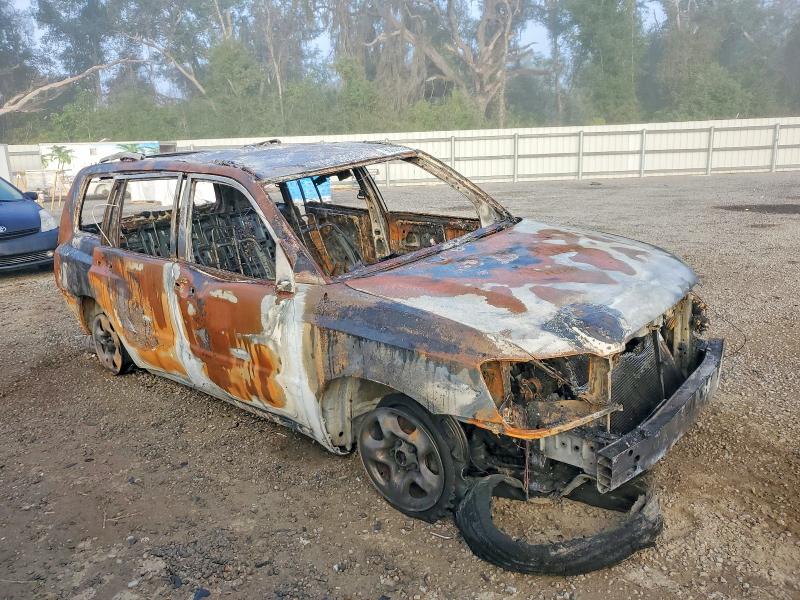 2003 Toyota Highlander VIN JTEGD21A930060428 COPART salvage auction — BURN, FL - CERT OF DESTRUCT-NO VIN PLATE, sold $350 on 2026-07-14 (photo 4)