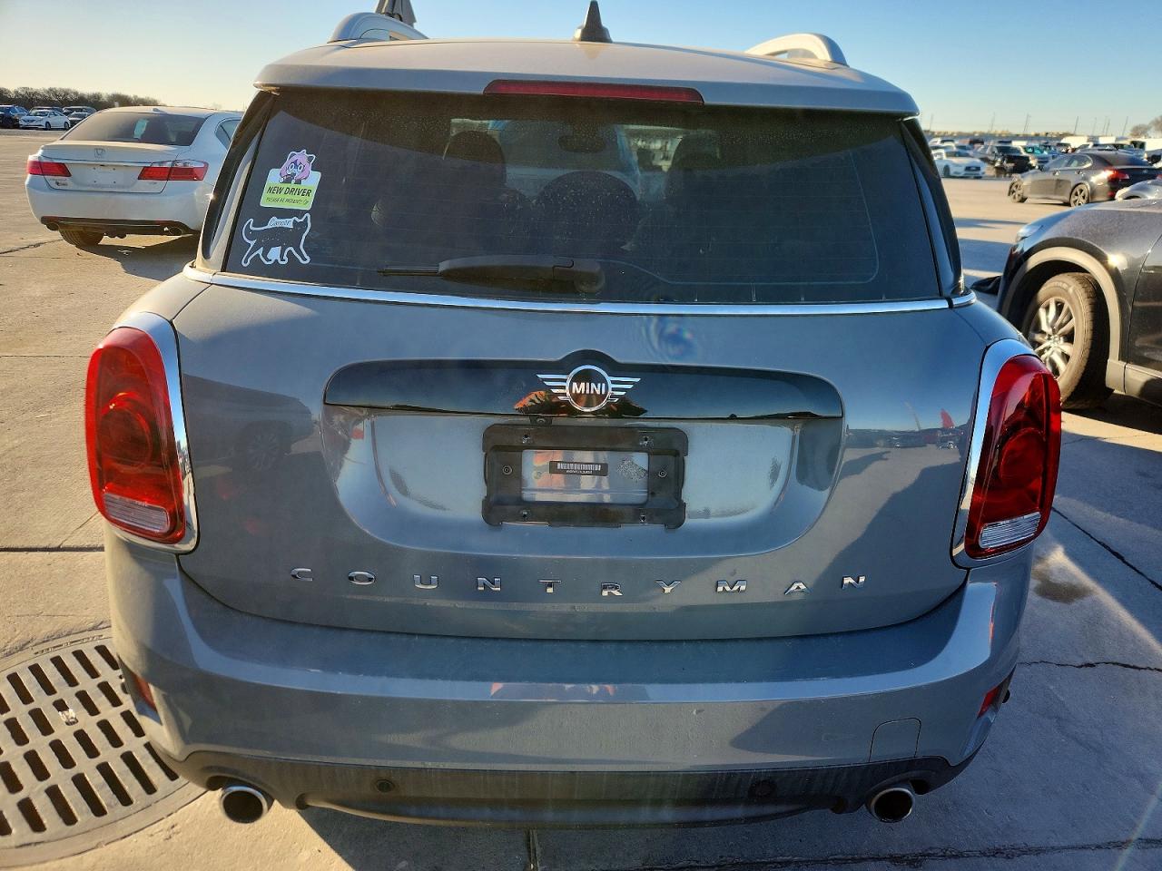 2020 Mini Cooper VIN WMZYW7C01L3L86243 COPART salvage auction — Front End, TX - SALVAGE VEHICLE TITLE (P), sold $5,000 on 2026-07-09 (photo 6)