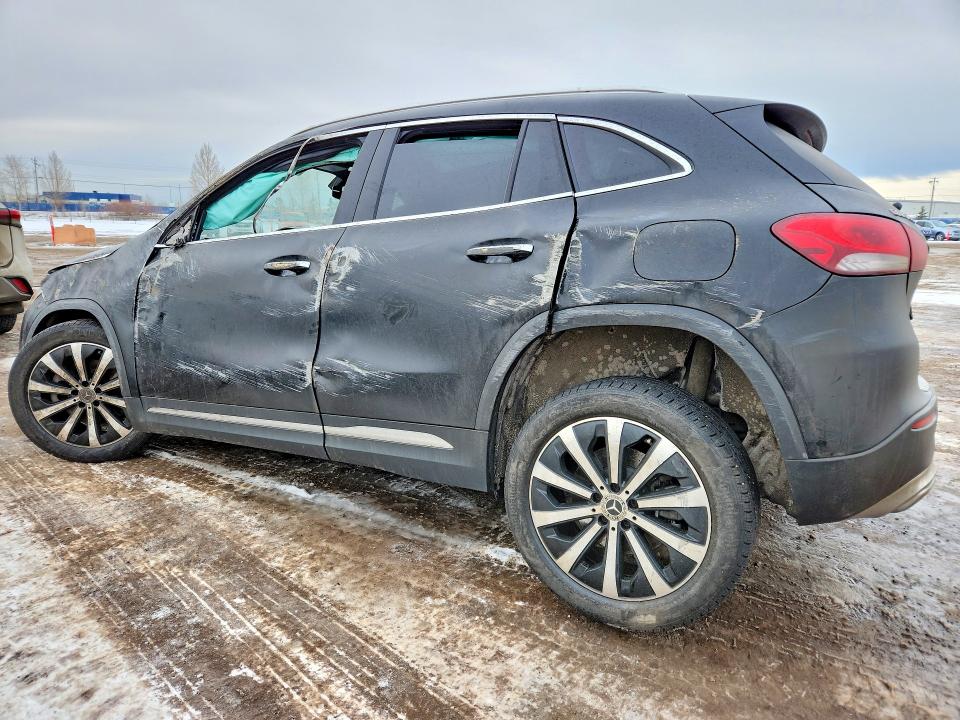 2022 Mercedes-benz Gla-klasse VIN W1N4N4HB6NJ390614 COPART salvage auction — SIDE, Salvage Title, sold $2,500 on 2026-07-14 (photo 2)