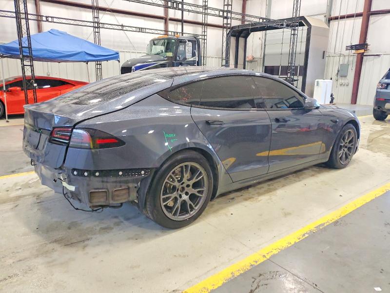 2023 Tesla Model s VIN 5YJSA1E52PF523158 COPART salvage auction — REAR END, TX - SALVAGE VEHICLE TITLE, sold $7,200 on 2026-07-30 (photo 3)