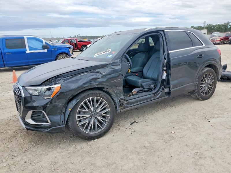 2021 Audi Q3 VIN WA1AUCF33M1104780 COPART salvage auction — SIDE, Tx - Salvage Vehicle Title, sold $6,300 on 2026-07-21 (photo 1)