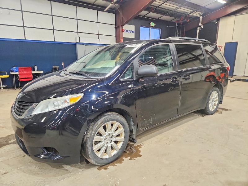 2015 Toyota Sienna VIN 5TDJK3DC3FS119364 COPART salvage auction — MINOR DENT/SCRATCHES, Me - Certificate Of Title, sold $6,900 on 2026-07-30 (photo 1)