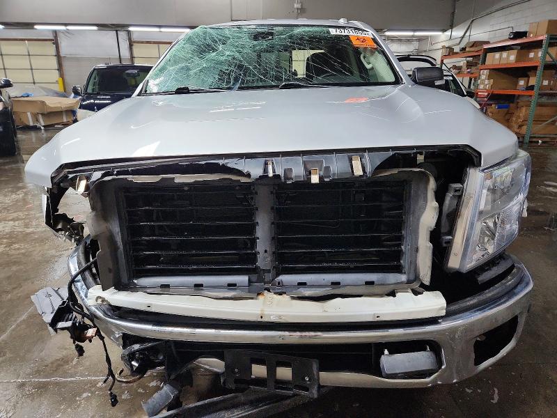 2018 Nissan TITAN VIN 1N6AA1E57JN539809 COPART salvage auction — ROLLOVER, Co - Public - Salvage Title, sold $4,350 on 2026-07-20 (photo 5)