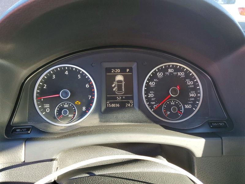 2016 Volkswagen Tiguan VIN WVGBV7AX3GW593869 COPART salvage auction — MINOR DENT/SCRATCHES, Nv - Certificate Of Title, sold $850 on 2026-07-23 (photo 9)