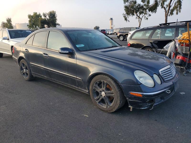 2006 Mercedes-benz E-klasse VIN WDBUF56J56A955407 COPART salvage auction — VANDALISM, Ca - Salvage Certificate, sold $300 on 2026-07-06 (photo 4)