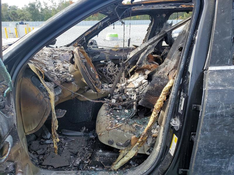 2022 Volvo Xc90 VIN YV4102CK9N1825739 COPART salvage auction — ENGINE BURN, Fl - Certificate Of Destruction, sold $425 on 2026-08-03 (photo 7)