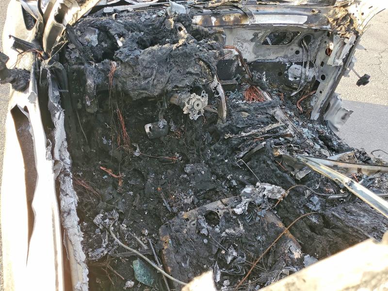 2019 Audi Q7 VIN WA1AAAF75KD015191 COPART salvage auction — BURN, Nv - Non-Repairable Vehicle Cert, sold $700 on 2026-07-06 (photo 8)