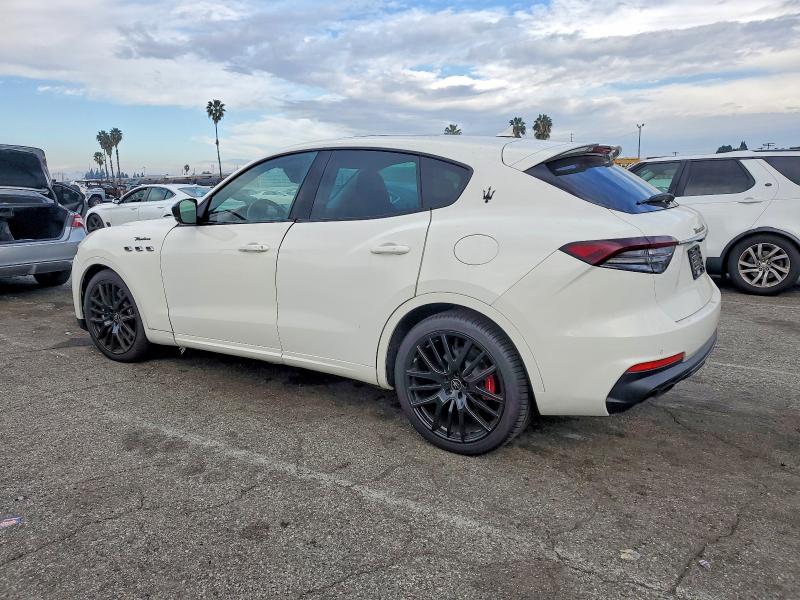 2023 Maserati Levante VIN ZN661YUM2PX411502 COPART salvage auction — MINOR DENT/SCRATCHES, CA - DIS/DLR/EXP ONLY CLEAN TITLE, sold $24,000 on 2026-07-24 (photo 2)