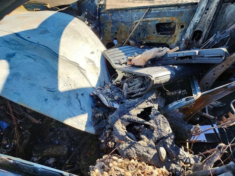 2017 Toyota Rav4 VIN JTMDJREV0HD128993 COPART salvage auction — BURN, Ny - Mv-907A Salvage Certificate, sold $80 on 2026-07-06 (photo 7)
