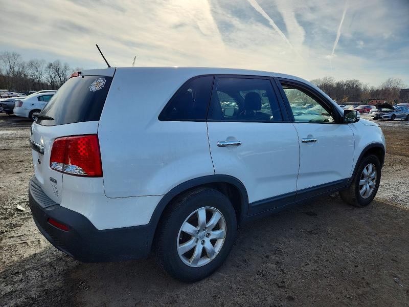 2013 Kia Sorento VIN 5XYKT3A17DG324118 COPART salvage auction — MINOR DENT/SCRATCHES, Ct - Cert Of Title-Parts Only Salva, sold $500 on 2026-07-28 (photo 3)