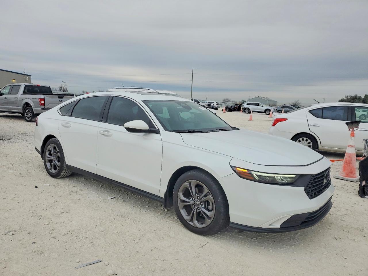 2024 Honda Accord VIN 1HGCY1F35RA025367 COPART salvage auction — Hail, TX - CERTIFICATE OF TITLE, sold $10,500 on 2026-07-09 (photo 4)