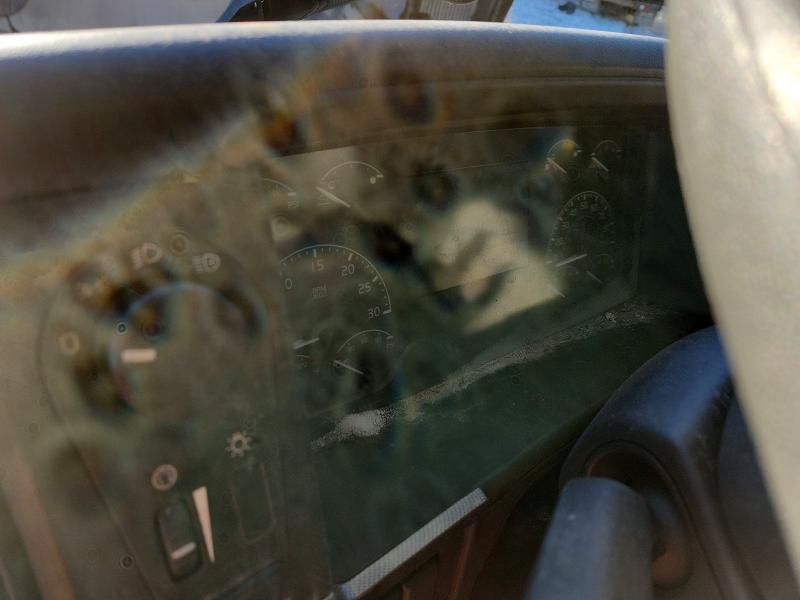 2023 Volvo Vnl VIN 4V4NC9EH4PN619153 COPART salvage auction — SIDE, FL - CERTIFICATE OF DESTRUCTION, sold $14,600 on 2026-09-03 (photo 8)
