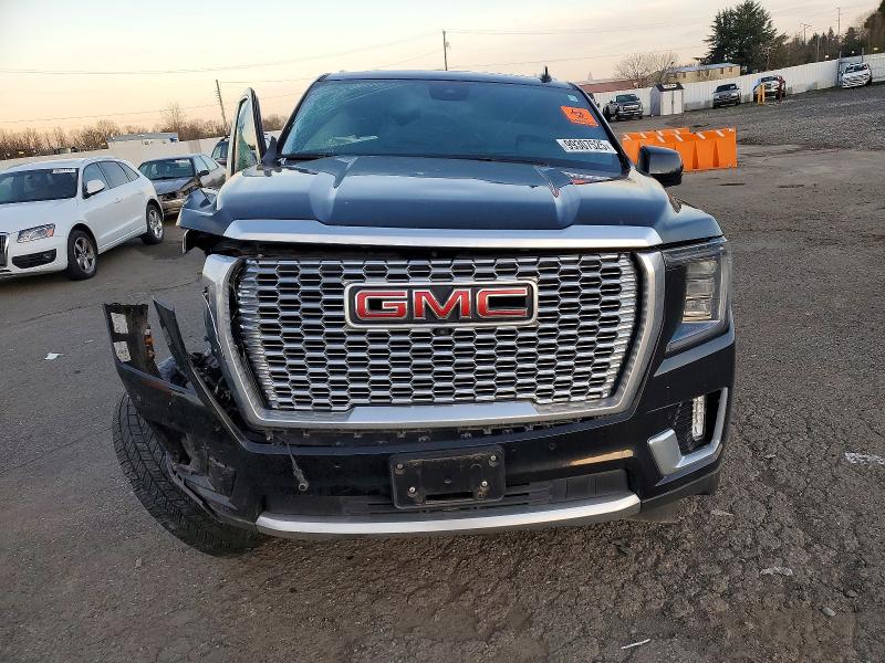 2023 Gmc Yukon xl VIN 1GKS2JKT7PR328963 COPART salvage auction — Side, OR - SALVAGE TITLE CERTIFICATE, sold $9,100 on 2026-02-16 (photo 5)
