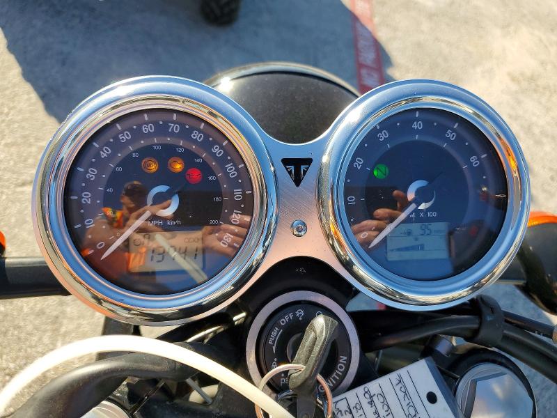 2018 Triumph motorcycle Bonneville VIN SMTD10GN7JT848443 COPART salvage auction — MECHANICAL, TX - SALVAGE VEHICLE TITLE, sold $1,650 on 2026-07-10 (photo 7)
