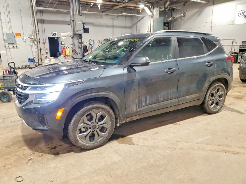 2025 Kia Seltos VIN KNDEUCAA5S7787671 COPART salvage auction — SIDE, Ns - Salvage Title, sold $1,800 on 2026-07-09 (photo 1)