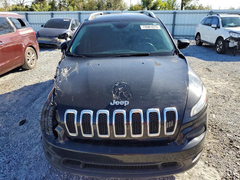 2017 Jeep Cherokee VIN 1C4PJLCB1HW613523 COPART salvage auction — FRONT END, Fl - Cert Of Title Slvg Rebuildable, sold $2,950 on 2026-07-08 (photo 5)