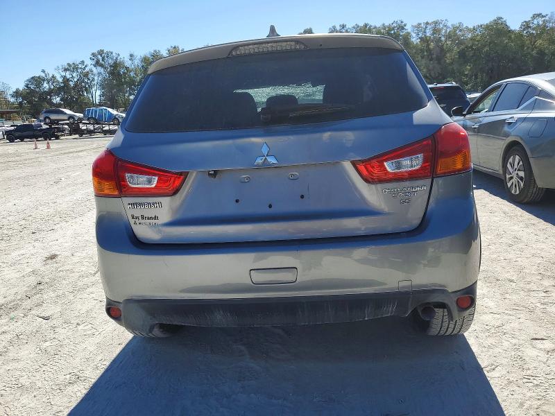 2017 Mitsubishi Outlander VIN JA4AP3AW5HZ066307 COPART salvage auction — SIDE, Salvage Title, sold $550 on 2026-07-15 (photo 6)