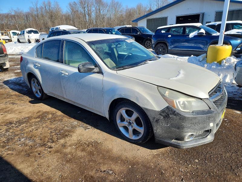 2014 Subaru LEGACY VIN 4S3BMBA6XE3032892 COPART salvage auction — MINOR DENT/SCRATCHES, Vt - Certificate Of Title, sold $1,000 on 2026-07-09 (photo 4)