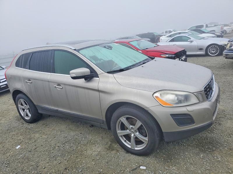 2013 Volvo Xc60 VIN YV4952DL5D2444796 COPART salvage auction — MINOR DENT/SCRATCHES, Ca - Dis/Dlr/Exp Only Clean Title, sold $2,700 on 2026-07-28 (photo 4)