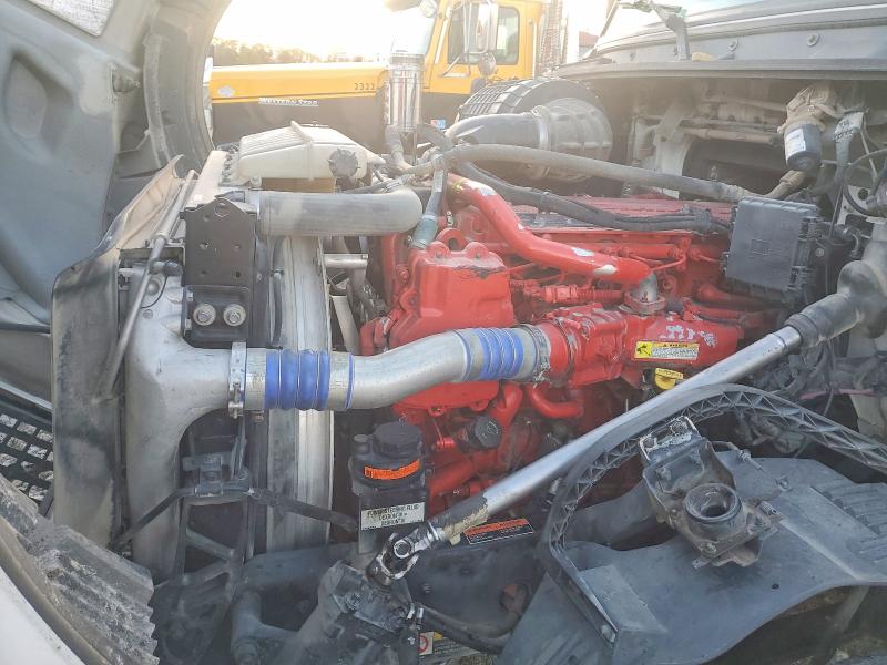 2017 Volvo Vn VIN 4V4N39TG9HN987968 COPART salvage auction — NORMAL WEAR, IN - CERTIFICATE OF TITLE, sold $4,900 on 2026-08-25 (photo 7)