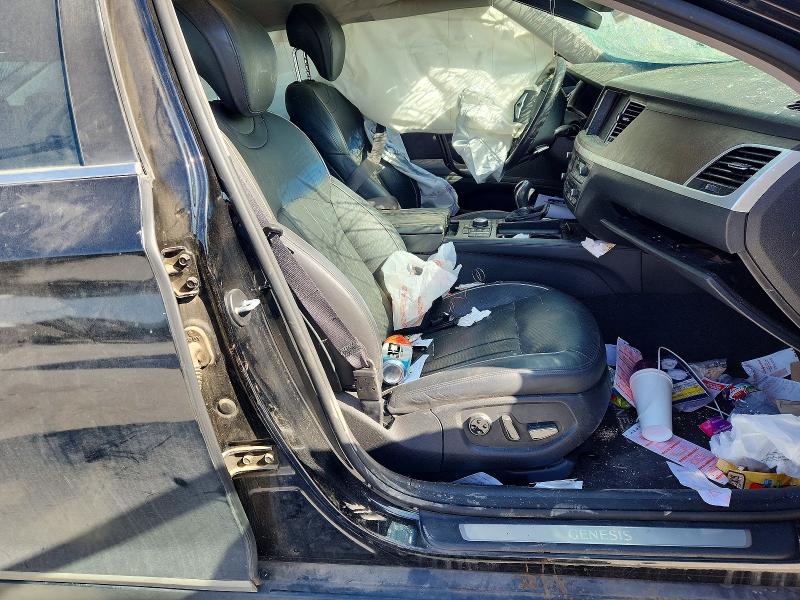 2015 Hyundai Genesis VIN KMHGN4JE1FU069052 COPART salvage auction — FRONT END, Tx - Nonrepairable Title, sold $450 on 2026-07-10 (photo 7)