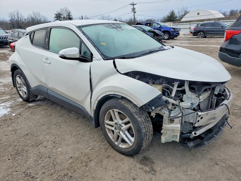 2021 Toyota C-hr VIN NMTKHMBX8MR124067 COPART salvage auction — FRONT END, Nj - Cert Of Title-Salvage, sold $5,200 on 2026-07-10 (photo 4)