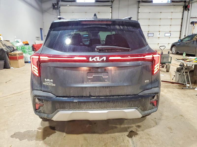 2025 Kia Seltos VIN KNDEUCAA5S7787671 COPART salvage auction — SIDE, Ns - Salvage Title, sold $1,800 on 2026-07-09 (photo 6)
