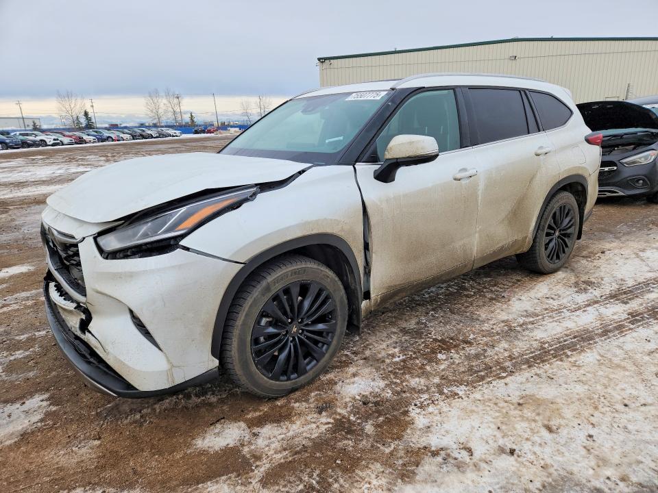 2022 Toyota Highlander VIN 5TDFZRBH2NS214743 COPART salvage auction — FRONT END, Other, sold $28,250 on 2026-07-14 (photo 1)