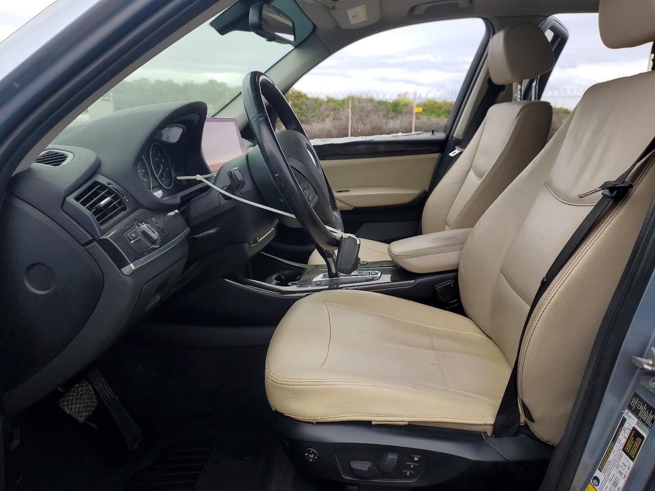 2012 BMW X3 VIN 5UXWX5C59CL726421 COPART salvage auction — Side, HI - CERTIFICATE OF SALVAGE, sold $1,450 on 2026-03-23 (photo 7)