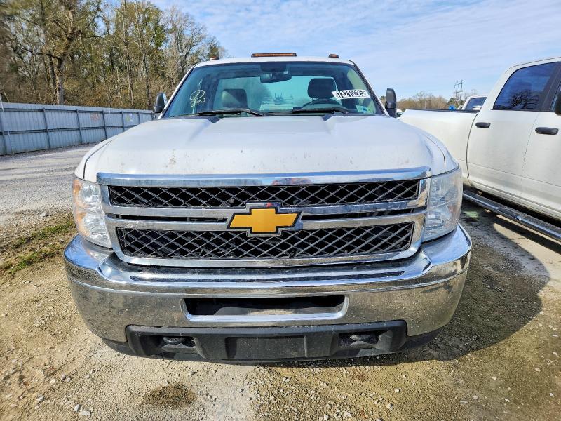 2014 Chevrolet Silverado VIN 1GB3CZCGXEF142513 COPART salvage auction — REAR END, La - Certificate Of Title, sold $1,700 on 2026-07-09 (photo 5)