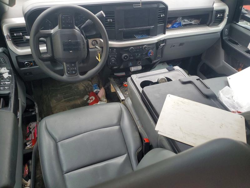 2025 Ford VIN 1FD8W3FN8SEC57575 COPART salvage auction — ROLLOVER, In - Cert Of Title-Salvage Title, sold $18,500 on 2026-07-30 (photo 8)