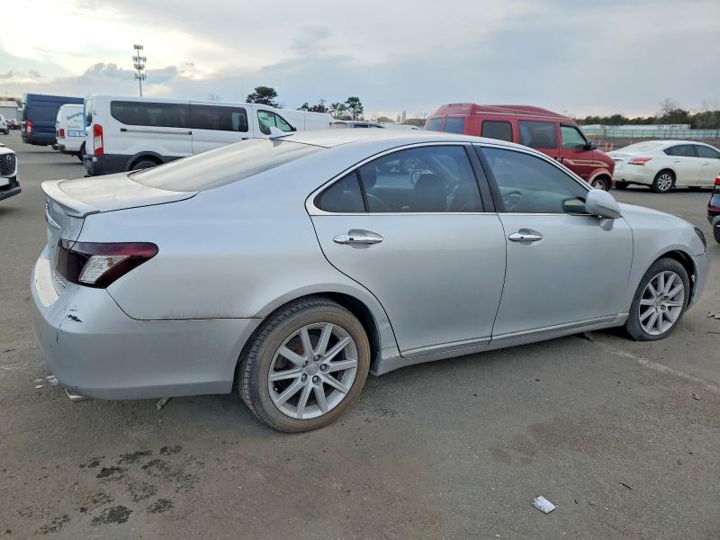 2007 Lexus Es 350 VIN JTHBJ46G972069476 COPART salvage auction — NORMAL WEAR, NY - CERT OF TITLE-PARTS ONLY, sold $475 on 2026-07-13 (photo 3)