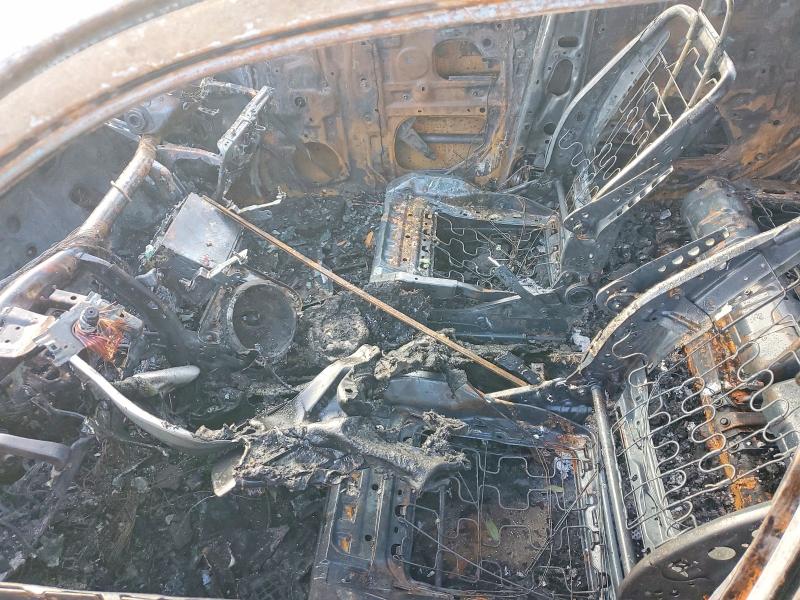 2003 Toyota Highlander VIN JTEGD21A930060428 COPART salvage auction — BURN, FL - CERT OF DESTRUCT-NO VIN PLATE, sold $350 on 2026-07-14 (photo 7)