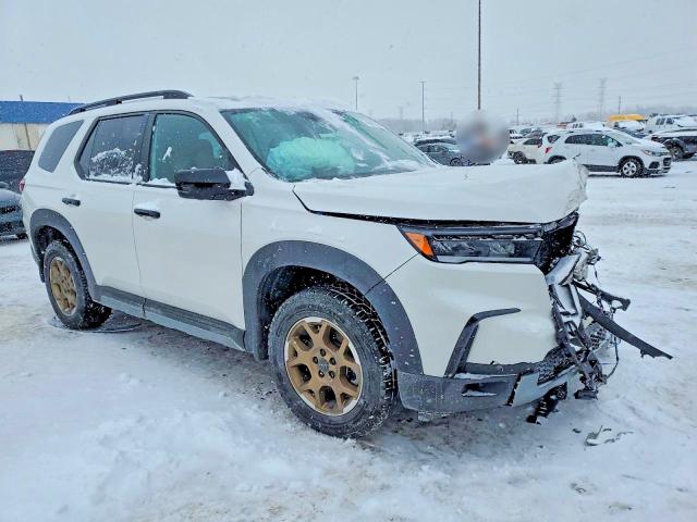 2024 Honda Pilot VIN 5FNYG1H62RB029236 COPART salvage auction — FRONT END, MI - CERT OF TITLE-SALVAGE VEHICLE, sold $11,500 on 2026-07-24 (photo 4)