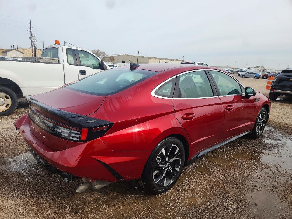2025 Hyundai Sonata VIN KMHL64JA8SA462261 COPART salvage auction — REAR END, Tx - Nonrepairable Title, sold $8,800 on 2026-07-06 (photo 3)