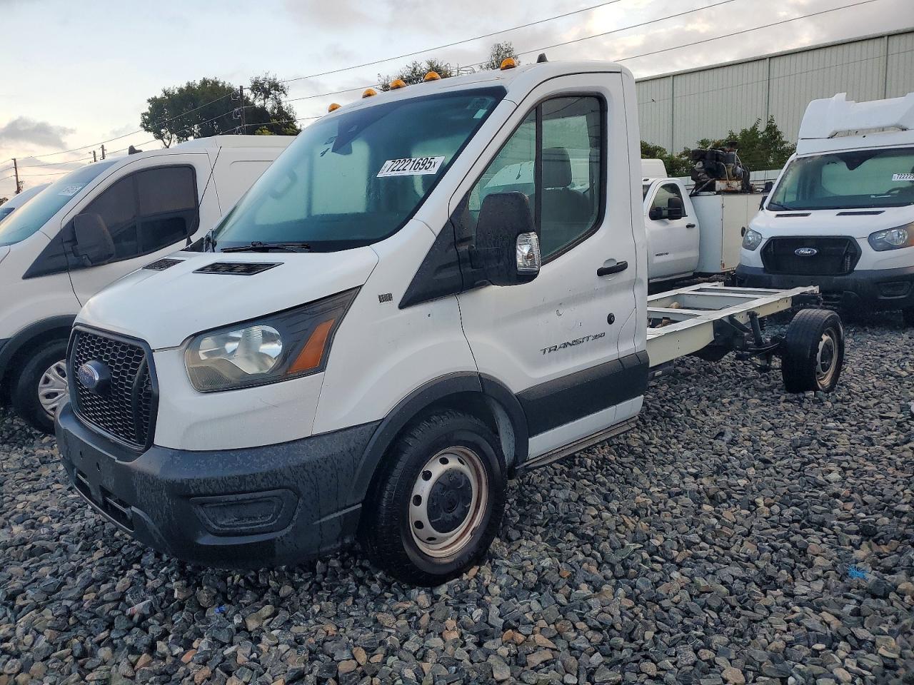 2020 Ford Transit VIN 1FDBW5Z86LKB24923 — COPART salvage auction photo