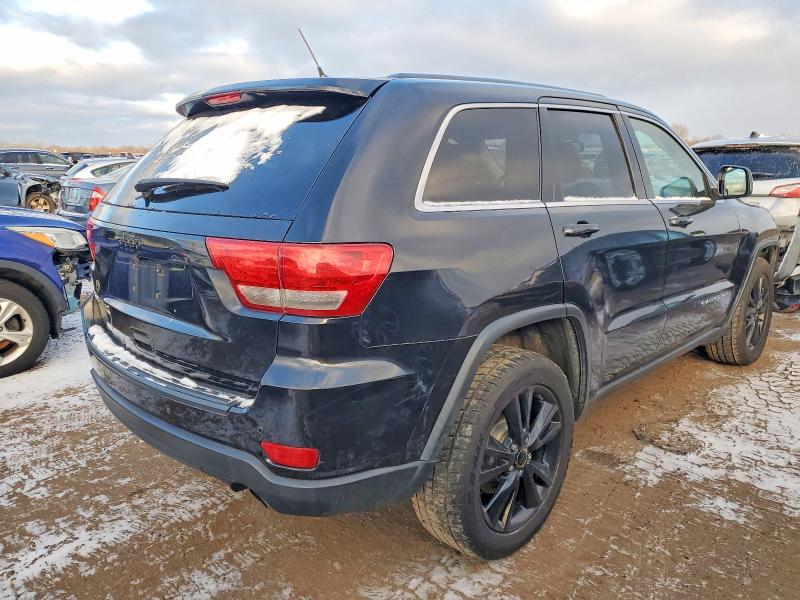 2013 Jeep Grand cherokee VIN 1C4RJFAT0DC583772 COPART salvage auction — NORMAL WEAR, Il - Certificate Of Title, sold $2,800 on 2026-07-21 (photo 3)