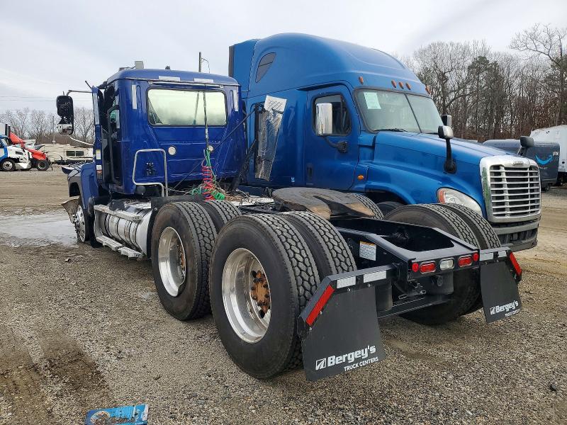 2026 Mack All models VIN 1M1PN4GY7TM018852 COPART salvage auction — ALL OVER, NJ - CERT OF TITLE-SALVAGE, sold $15,700 on 2026-07-23 (photo 3)
