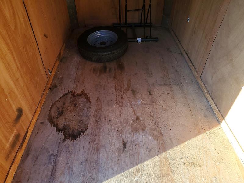 2016 Interstate Trailer VIN 4RAVS081XGK059551 COPART salvage auction — ROOF, CA - SALVAGE CERTIFICATE, sold $10 on 2026-07-30 (photo 5)
