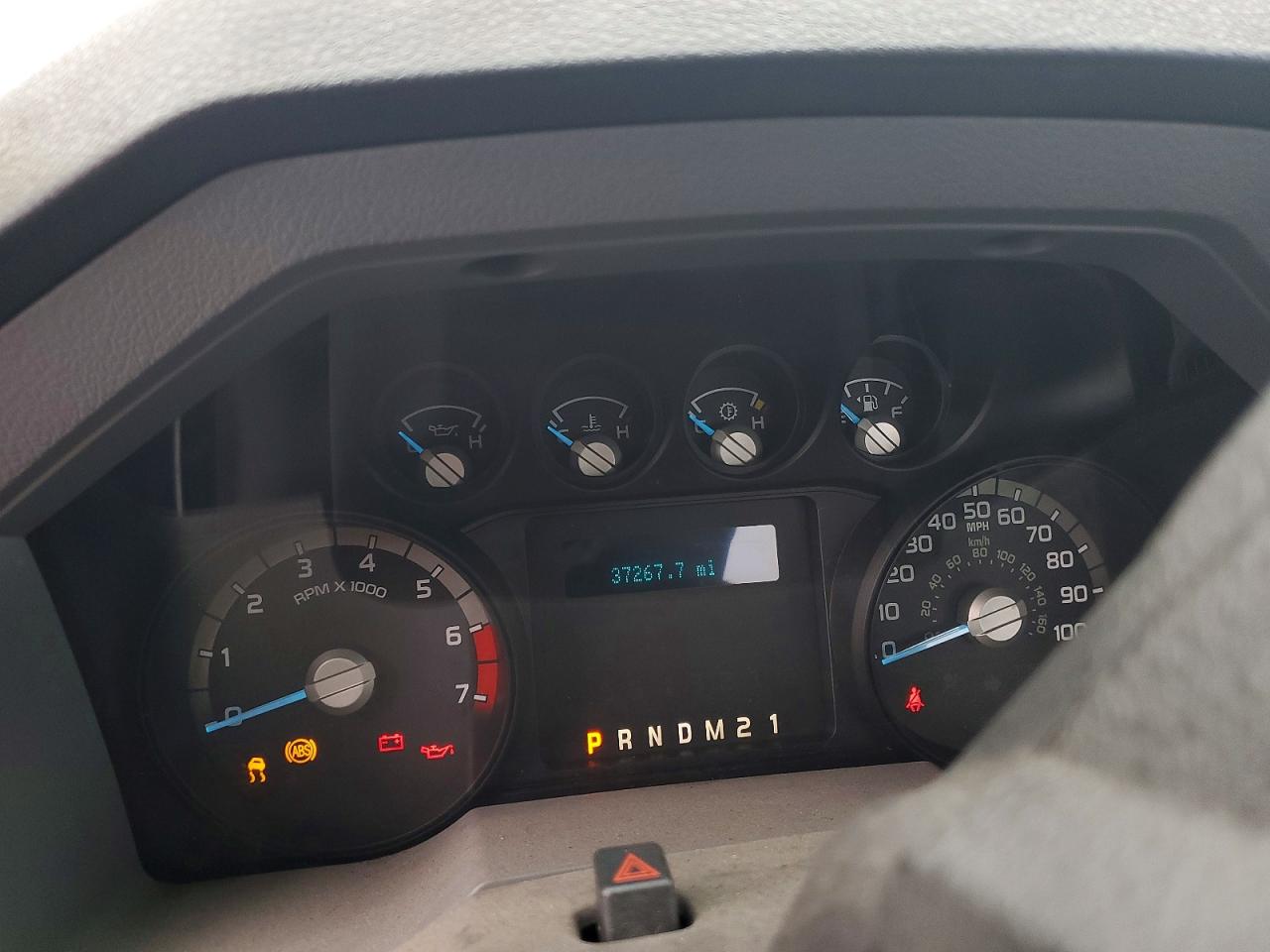 2013 Ford F250 VIN 1FTBF2A63DEB81786 COPART salvage auction — Minor Dent/Scratches, TN - CERTIFICATE OF TITLE, sold $2,850 on 2026-05-26 (photo 9)
