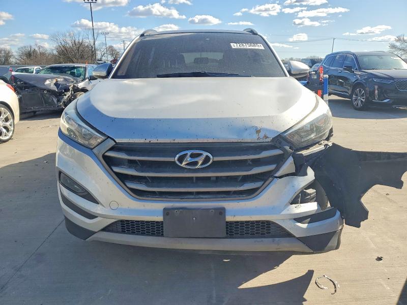 2018 Hyundai Tucson VIN KM8J33A28JU804176 COPART salvage auction — FRONT END, Tx - Salvage Vehicle Title, sold $3,050 on 2026-07-20 (photo 5)