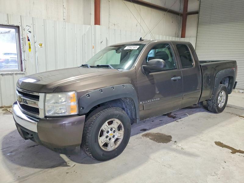 2008 Chevrolet Silverado VIN 1GCEK19JX8Z270796 COPART salvage auction — MINOR DENT/SCRATCHES, Ky - Certificate Of Title, sold $675 on 2026-07-02 (photo 1)