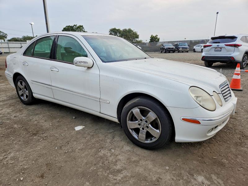 2003 Mercedes-benz E-klasse VIN WDBUF65J63A142984 COPART salvage auction — MINOR DENT/SCRATCHES, Ca - Dis/Dlr/Exp Only Clean Title, sold $800 on 2026-07-02 (photo 4)