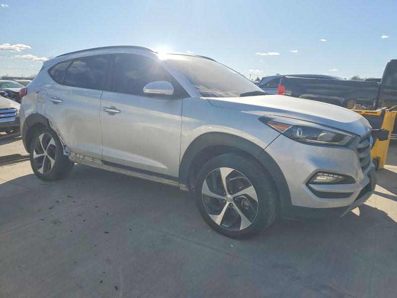 2018 Hyundai Tucson VIN KM8J33A28JU804176 COPART salvage auction — FRONT END, Tx - Salvage Vehicle Title, sold $3,050 on 2026-07-20 (photo 4)