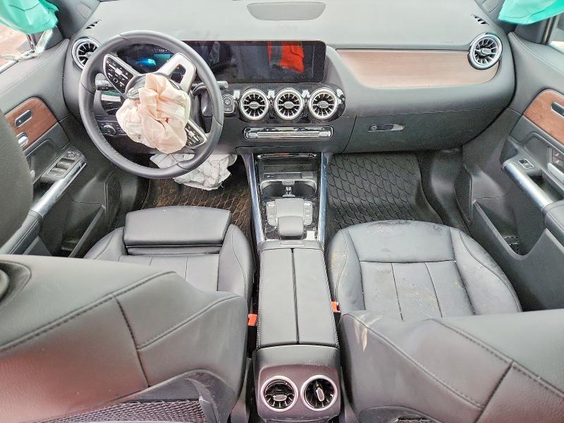 2022 Mercedes-benz Gla-klasse VIN W1N4N4HB6NJ390614 COPART salvage auction — SIDE, Salvage Title, sold $2,500 on 2026-07-14 (photo 8)
