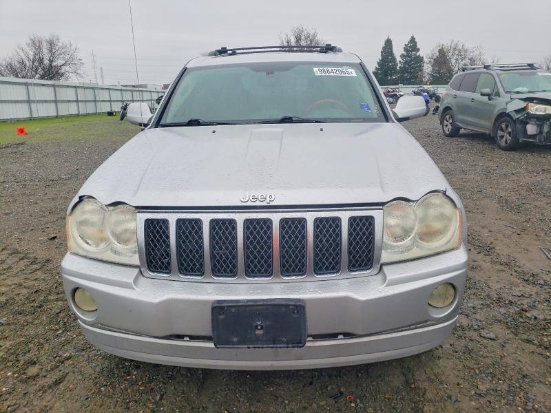 2007 Jeep Grand cherokee VIN 1J8HS68M37C635187 COPART salvage auction — NORMAL WEAR, Ca - Dis/Dlr/Exp Only Clean Title, sold $1,350 on 2026-07-02 (photo 5)