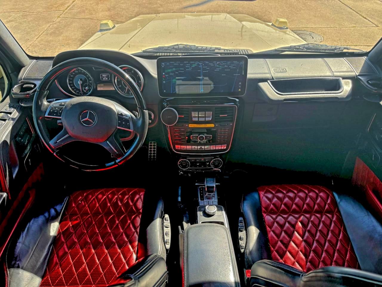 2015 Mercedes-benz G-class VIN WDCYC7DF9FX234021 COPART salvage auction — Minor Dent/Scratches, TX - CERT OF TITLE-REBUILT SALVAGE (P), sold $72,000 on 2026-03-03 (photo 9)