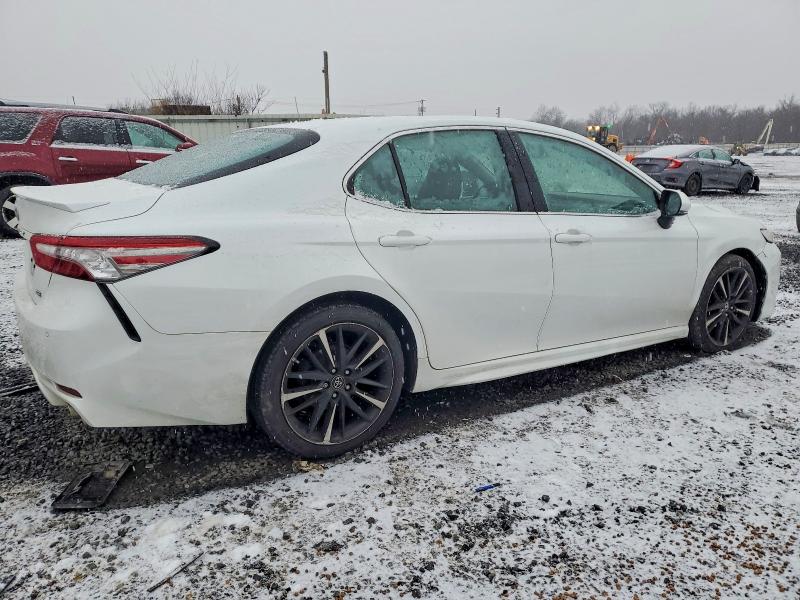 2018 Toyota Camry VIN 4T1B61HK2JU110833 COPART salvage auction — SIDE, Pa - Certificate Of Salvage, sold $7,600 on 2026-07-02 (photo 3)