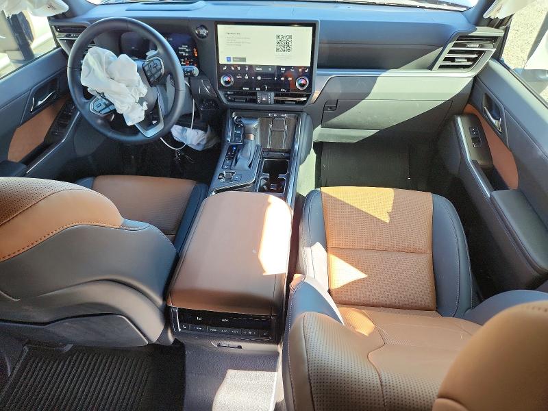 2025 Lexus GX 550 VIN JTJVBCDX4S5067051 COPART salvage auction — Front End, FL - CERT OF TITLE SLVG REBUILDABLE, sold $31,250 on 2026-04-14 (photo 8)