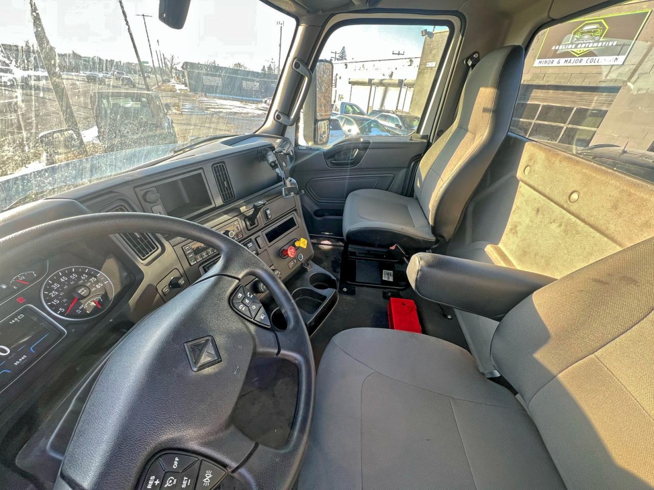 2023 International VIN 3HSDYTZN0PN749366 COPART salvage auction — Minor Dent/Scratches, MI - CERT OF TITLE-REBUILT SALVAGE (P), sold $1,900 on 2026-01-30 (photo 5)
